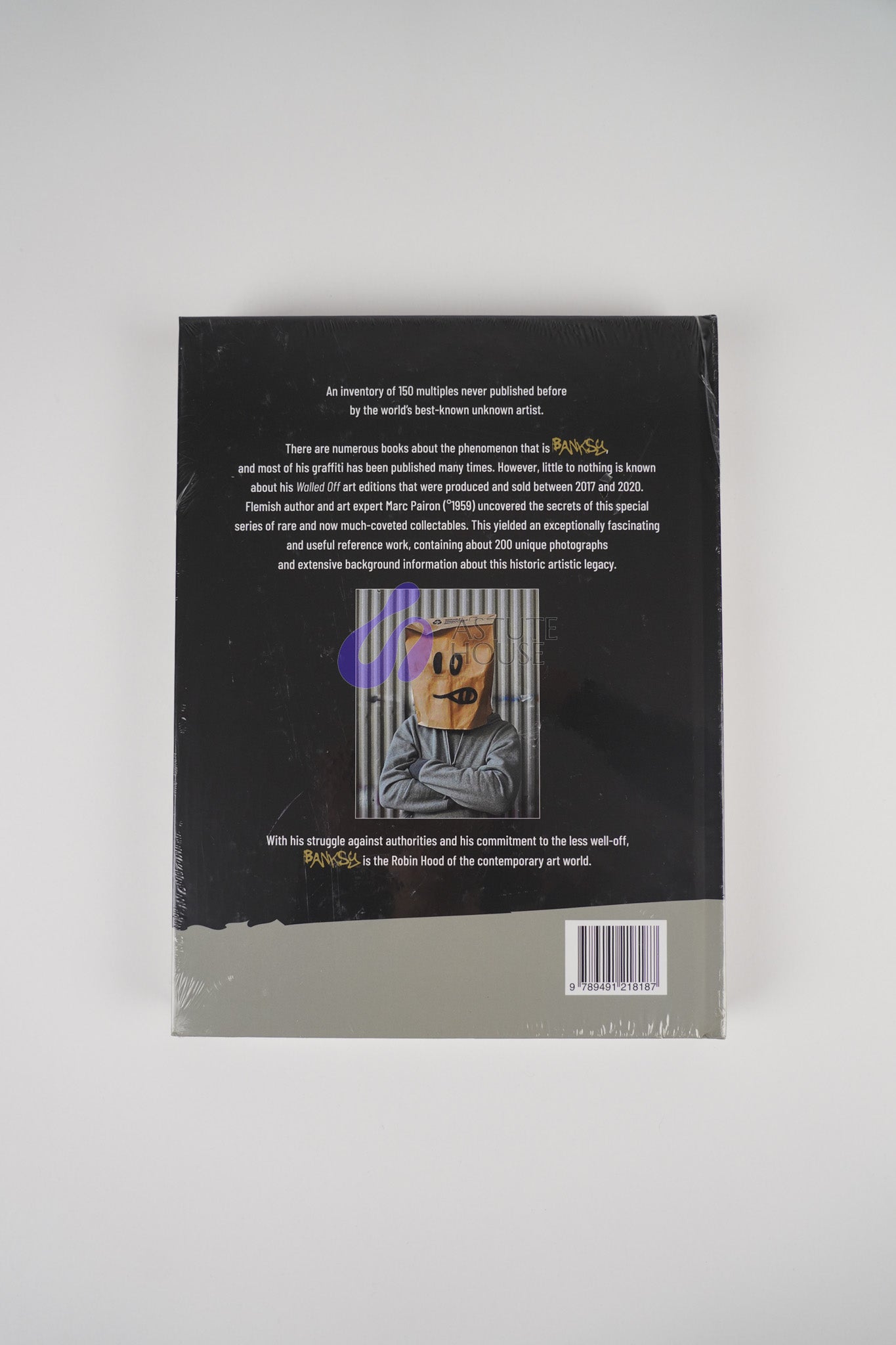 Back cover of the book "Banksy: The Walled Off Art Editions Are Sold Out" by Marc Pairon, featuring summary text and publisher details.